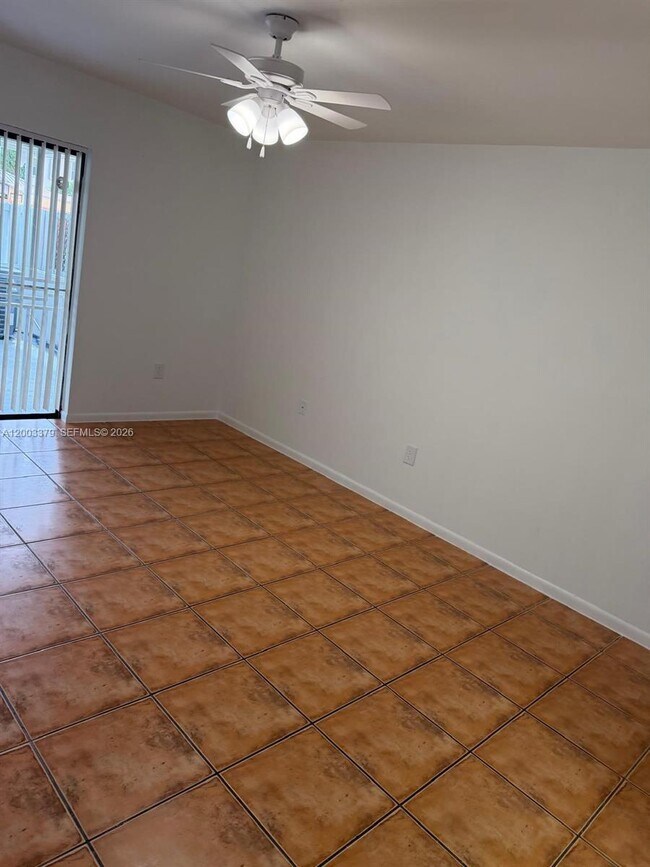 Building Photo - 9123 SW 149th Ct