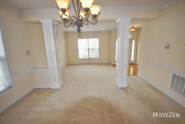 Building Photo - 414 Longford Ct