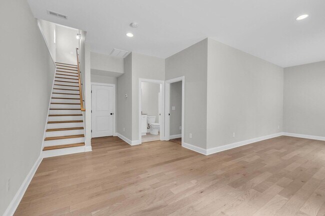 Building Photo - 4094 Inlet Lp