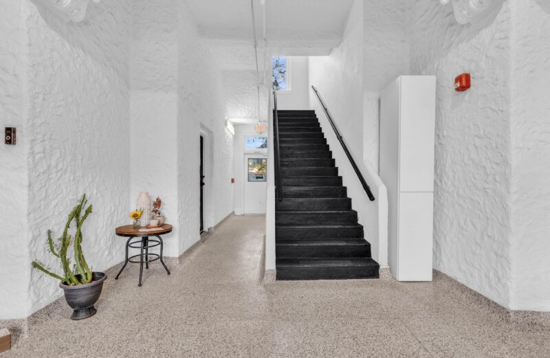 Building Photo - 1090 10th St N