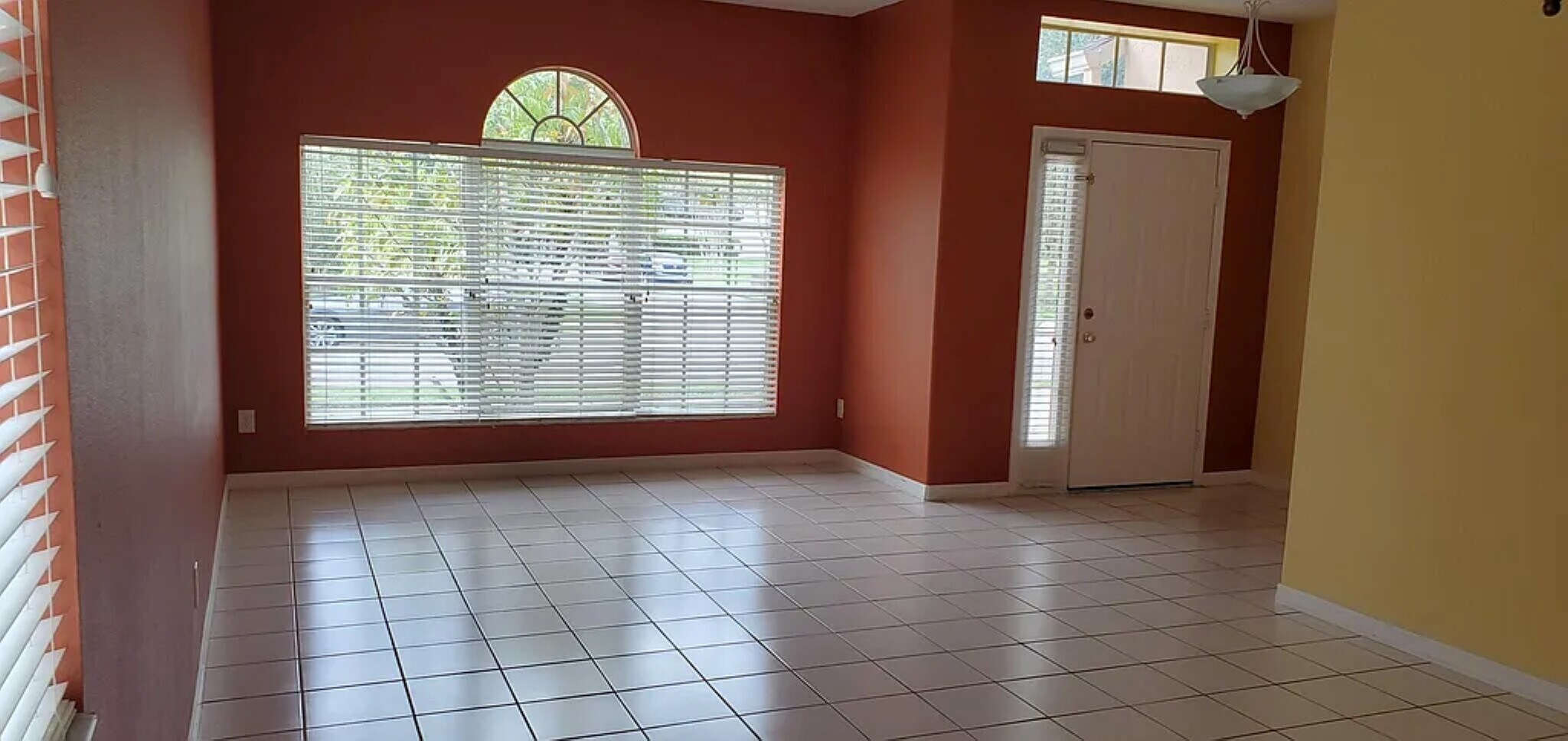 Building Photo - 4629 Riverton Dr