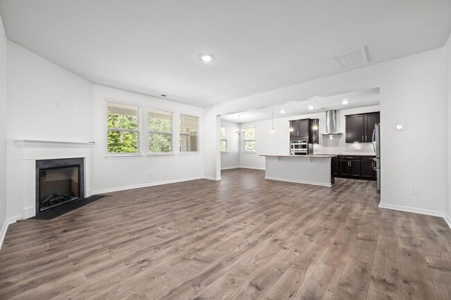 Building Photo - 1011 Alta Vis Ln