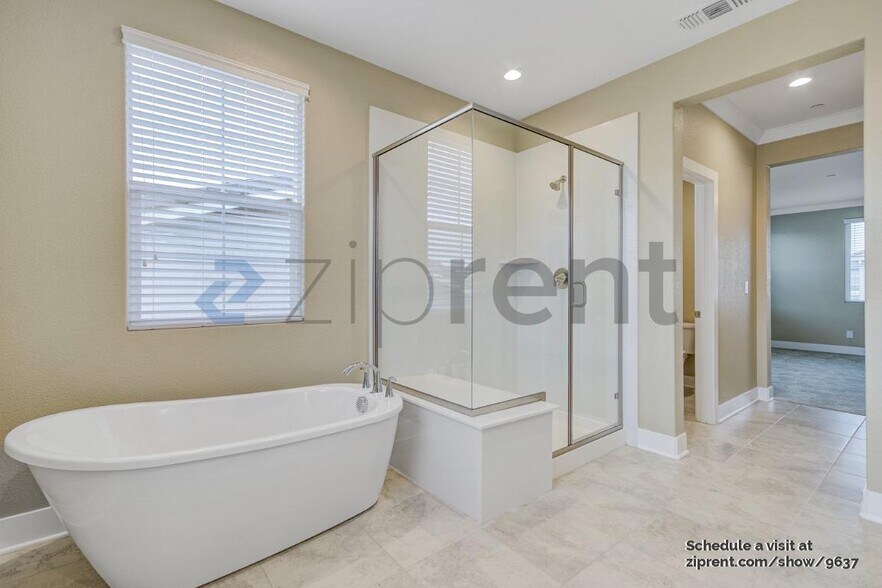 Building Photo - 778 Hydrangea Dr