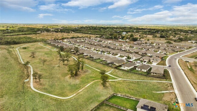 Building Photo - 801 Cinnamon Teal