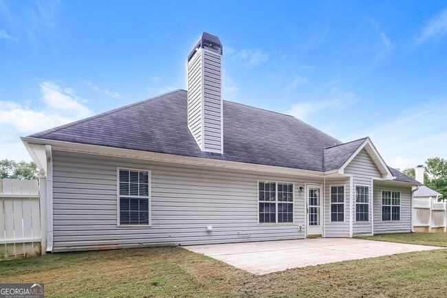 Building Photo - 1303 Vine Cir