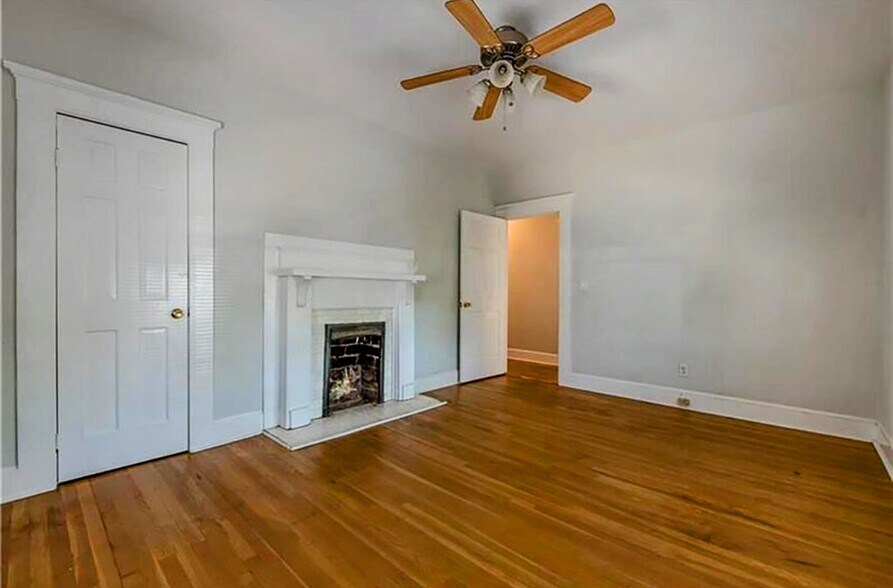 Building Photo - 1191 Mansfield Ave NE