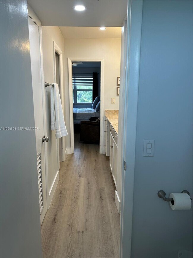 Building Photo - 1501 S Ocean Blvd