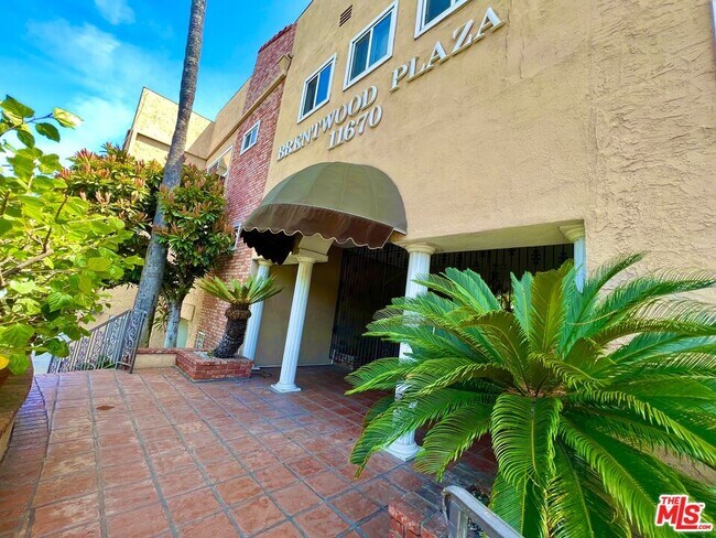 Building Photo - 11670 W Sunset Blvd
