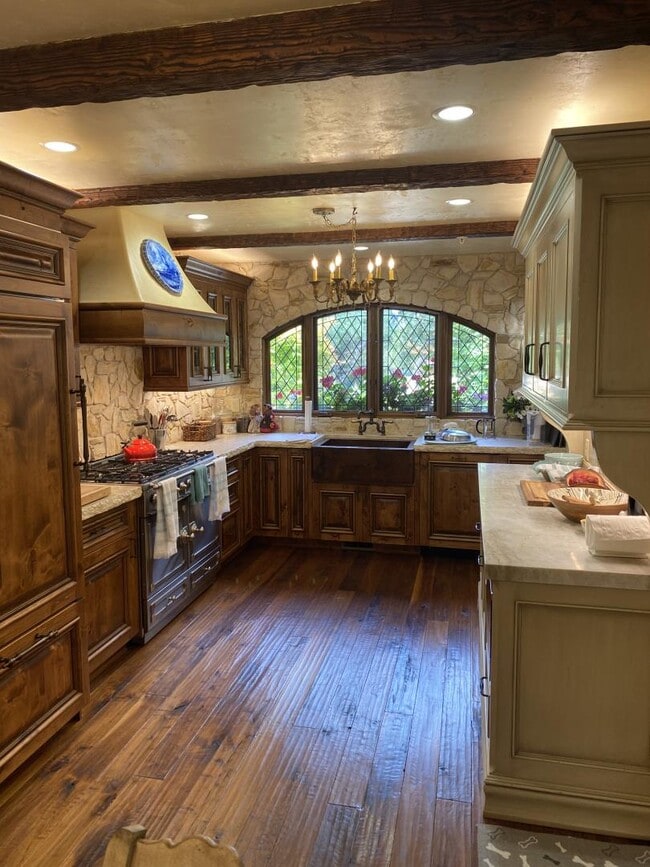 Building Photo - 0 Carmelo St