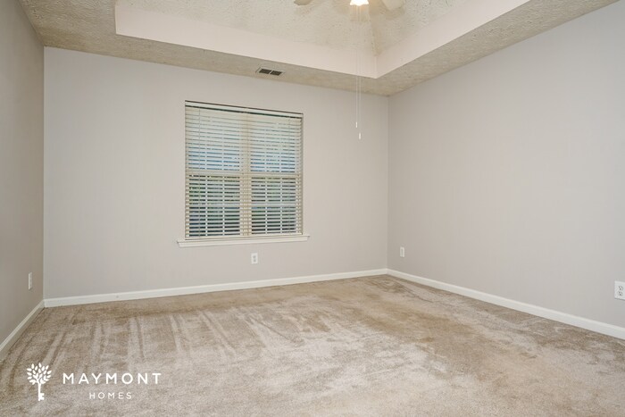 Building Photo - 35 Trelawney Trce