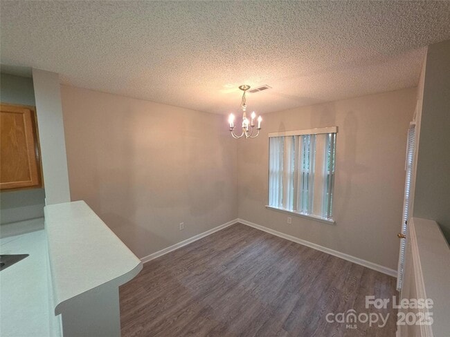 Building Photo - 9933 Birch Knoll Ct