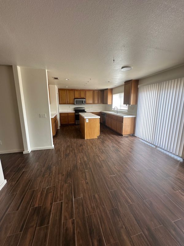 Building Photo - 26075 Prado St