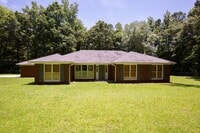 Building Photo - 60 Reynolds Rd W