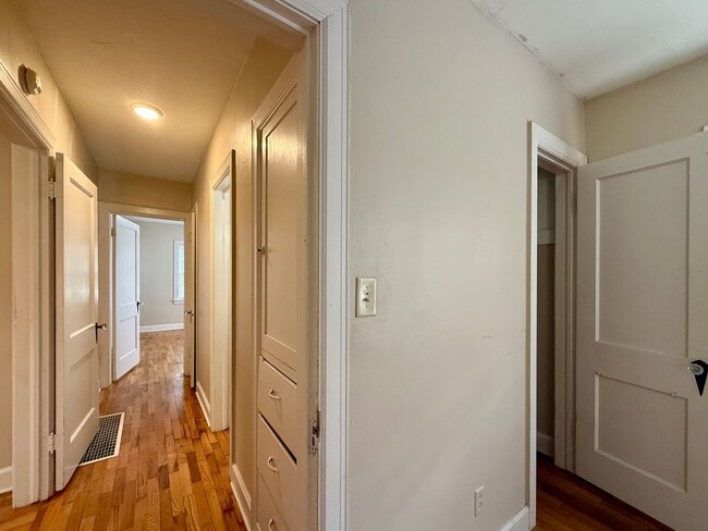 Building Photo - 4008 E Orme St