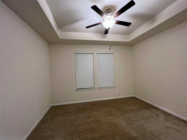 Building Photo - 14633 E Pine Heart Dr