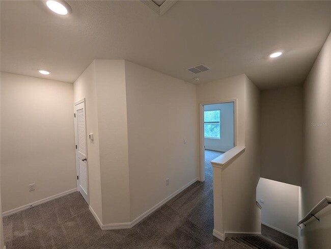 Building Photo - 11154 Crescent Deer Dr