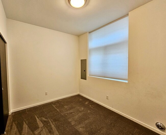 Building Photo - Great Home For Rent