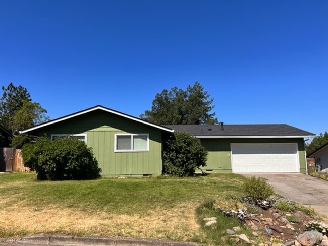 Building Photo - Three bedroom home with large yard| Available July!