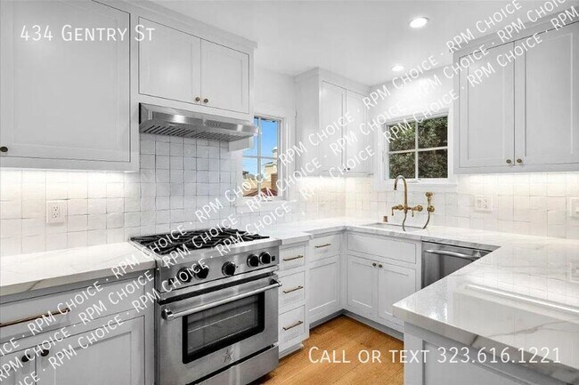 Building Photo - 434 Gentry St