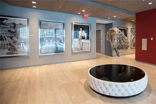 Building Photo - 1080 Brickell Ave