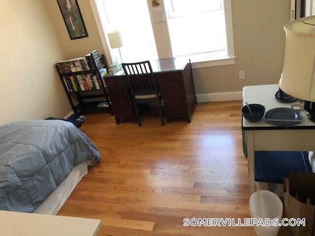 Building Photo - 27 Fairfax St