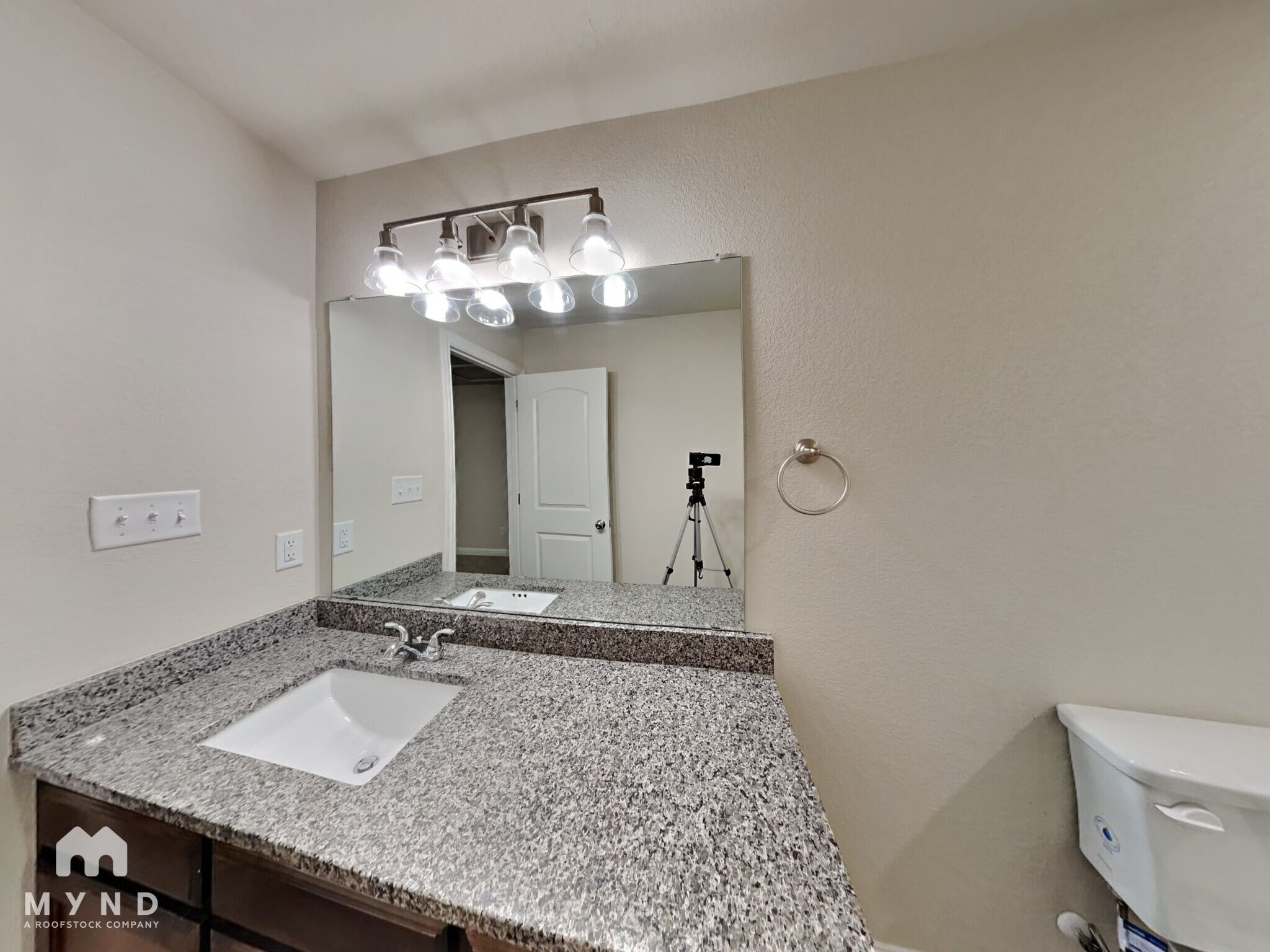 Building Photo - 779 Rolling Terrace Cir