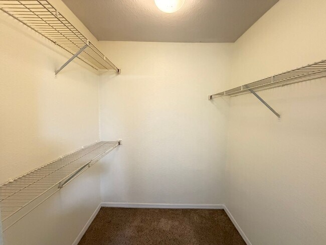 Building Photo - Condo for rent on SANDLAKE PRIVATE RESIDENCES