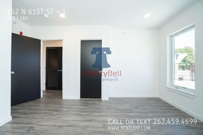Building Photo - 252 N 61st St