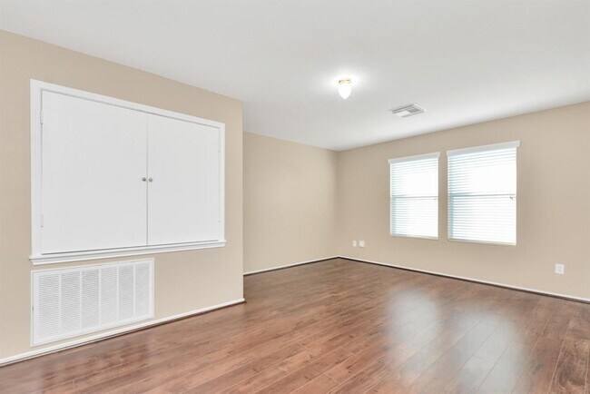 Building Photo - 5114 Blossombury Ct