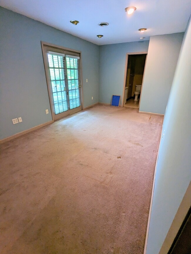 Building Photo - 7243 Bren Ln