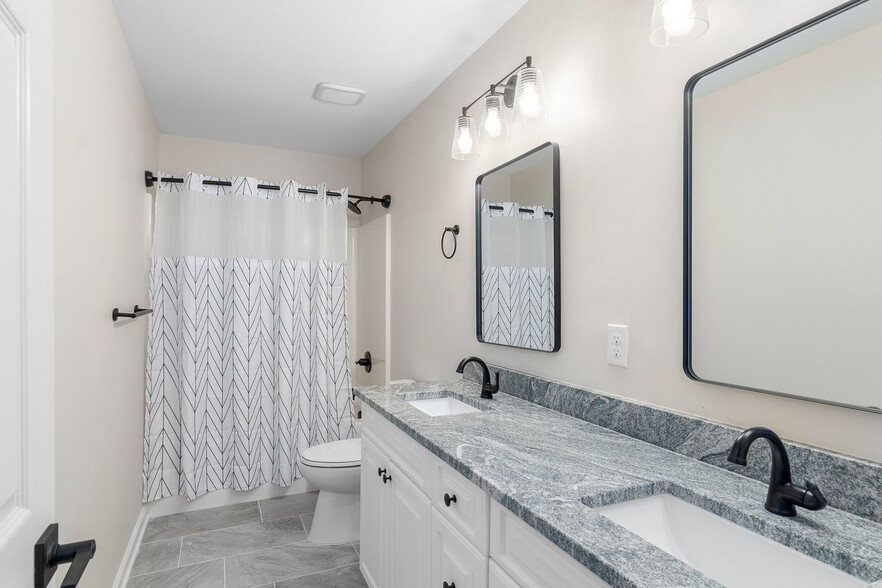 Building Photo - 109 Bobwhite Cir