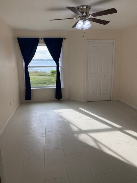 Building Photo - 7618 Pissarro Dr