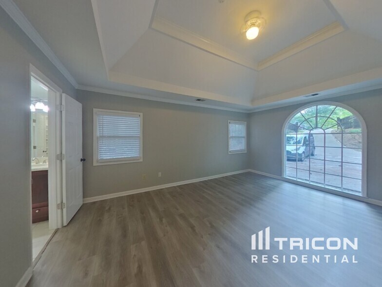 Building Photo - 3701 Mabry Rd