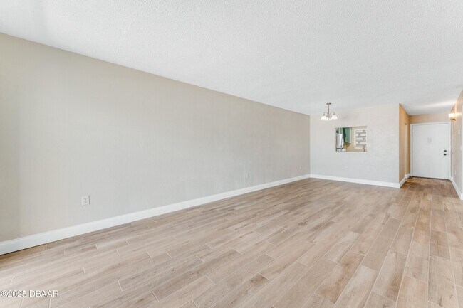 Building Photo - 2711 N Halifax Ave