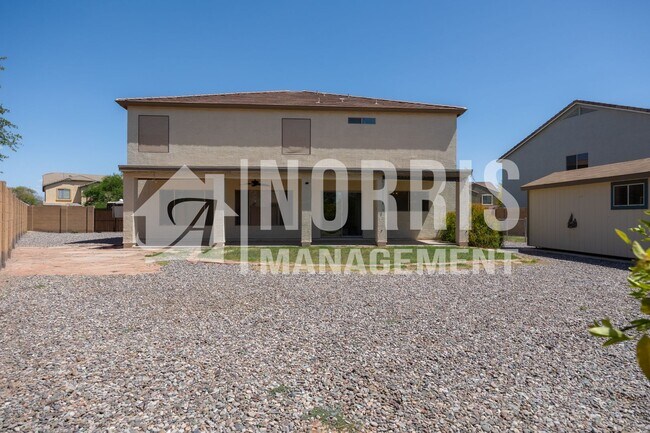 Building Photo - Large Home with Plenty of Room in Coolidge