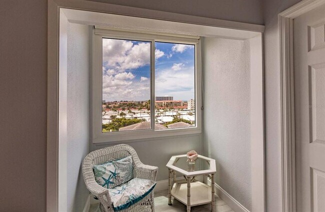 Building Photo - 1125 W Peppertree Dr