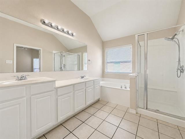 Building Photo - 1612 Warm Springs Dr