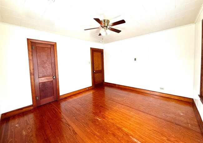 Building Photo - 1104 Marie St