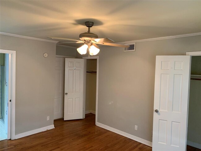 Building Photo - 8502 McAvoy Dr