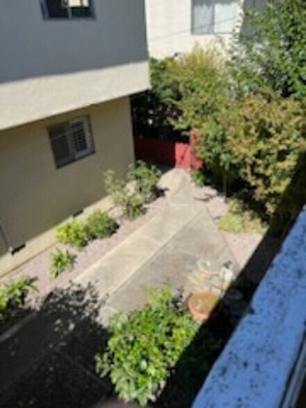 Building Photo - 227 Harrison Ave