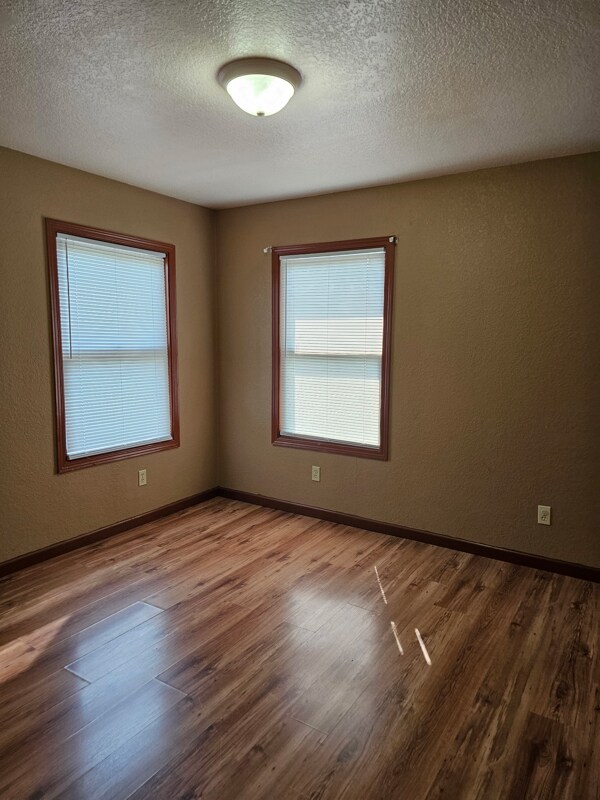 Building Photo - 4558 Knoxville Hwy