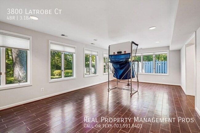 Building Photo - 3800 Latrobe Ct