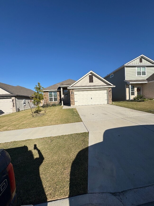 Primary Photo - 10006 Cauthon Cv