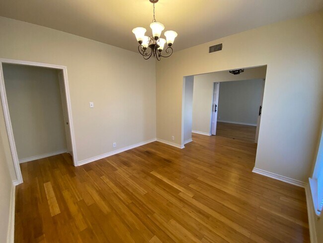 Building Photo - Conveniently Located to Randolph AFB, 4/2.5 ~ Large Backyard ~ Storage Shed ~ Move In Ready!