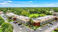 Building Photo - 607 State