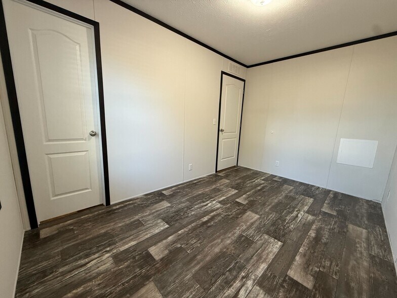 Building Photo - 71651 Juliet Ct