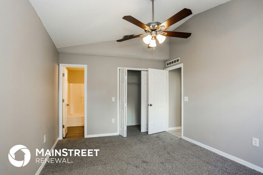 Building Photo - 11738 Ivy Flower Loop