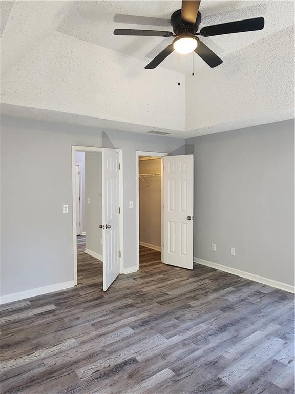 Building Photo - 922 Sweetwater Way