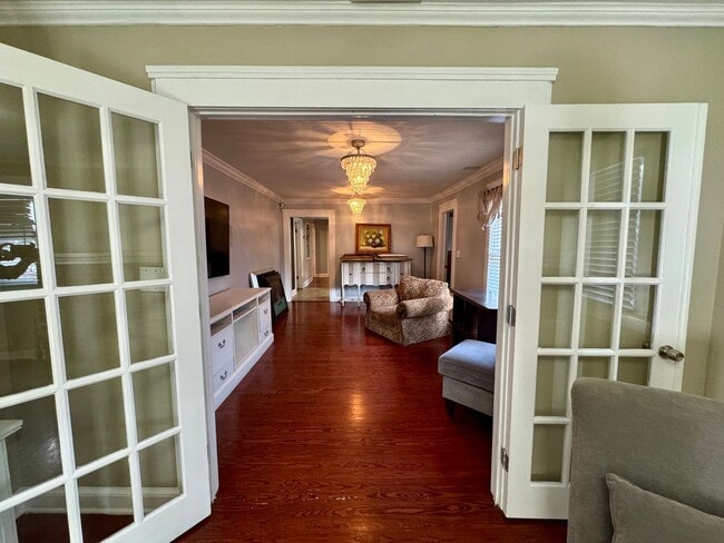 Building Photo - Great 3 Bed 2 Bath Home in Seminole Heights