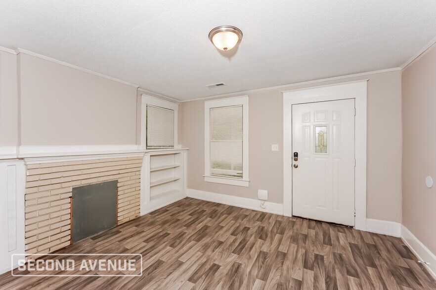 Building Photo - 2908 Ave I